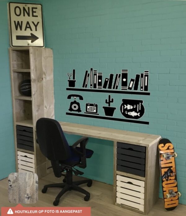 Bureau met kast