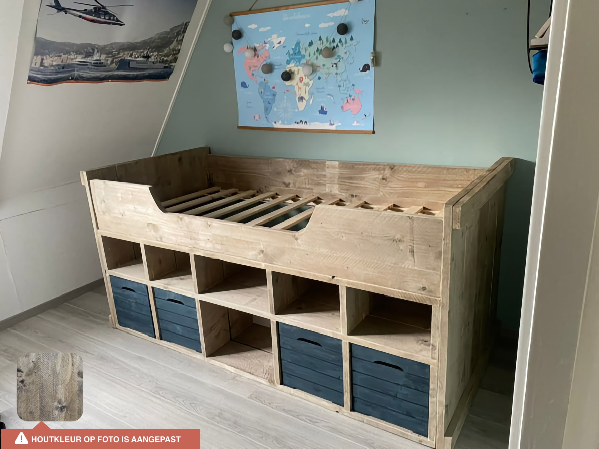 Kajuitbed steigerhout met opbergruimte